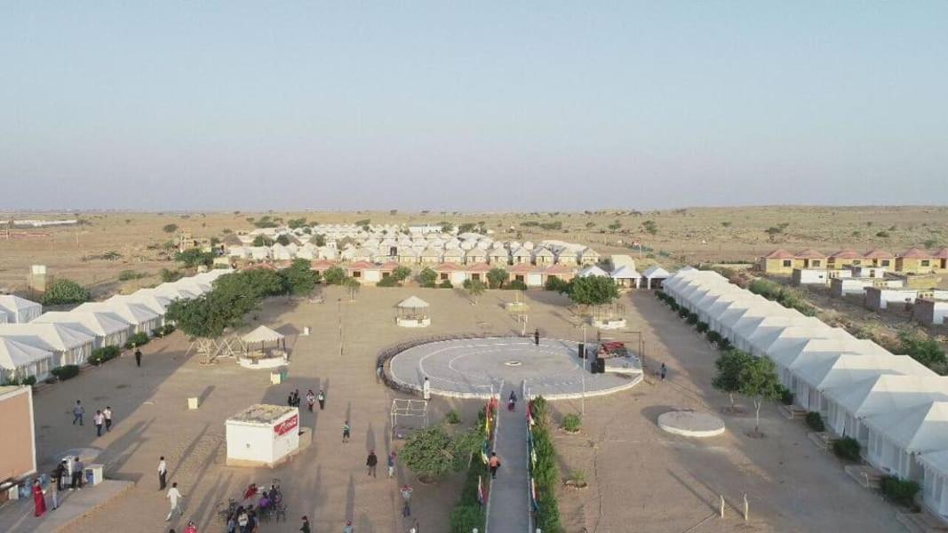 Golden Sandstone Hotel Desert Safari Camp Jaisalmer Zewnętrze zdjęcie